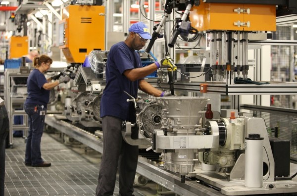ZF Opens Passenger Car Transmission Plant in the U.S. 3