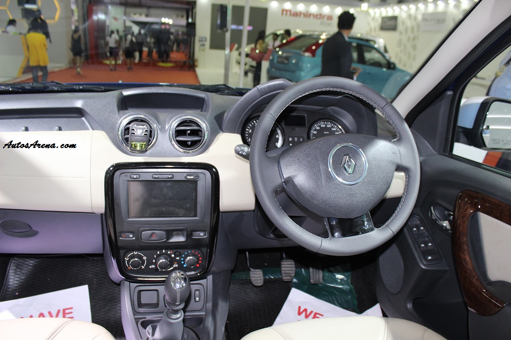 Renault Duster Anniversary Edition Dashboard 2