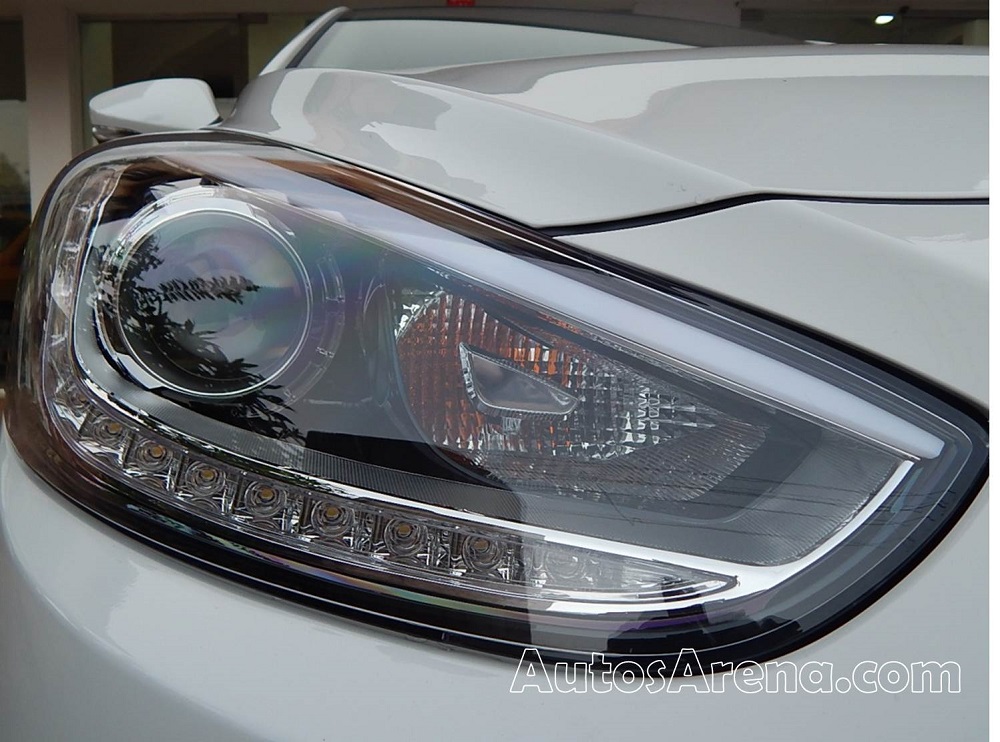2013 Verna headlight with Projector lamps and DRL