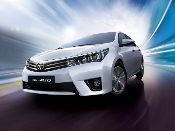 Corolla Altis Exteriors