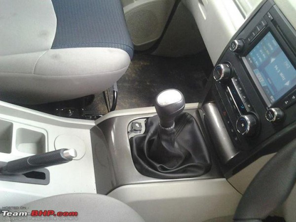 New-Mahindra-Scorpio-revealed-interior