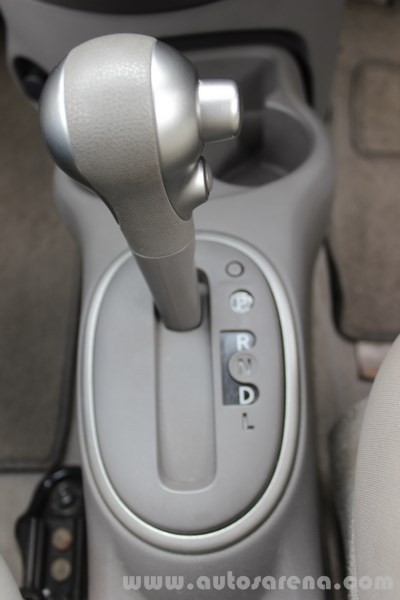 Nissan Micra XTRONIC CVT gear knob (Copy)