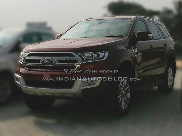 2016-Ford-Endeavour-front-three-quarter-snapped-at-an-Indian-dealership