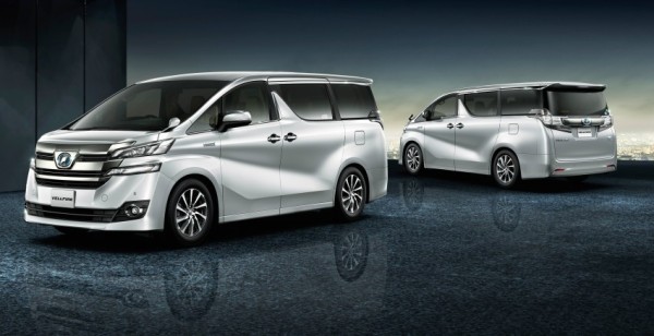 2015-Toyota-Vellfire 1