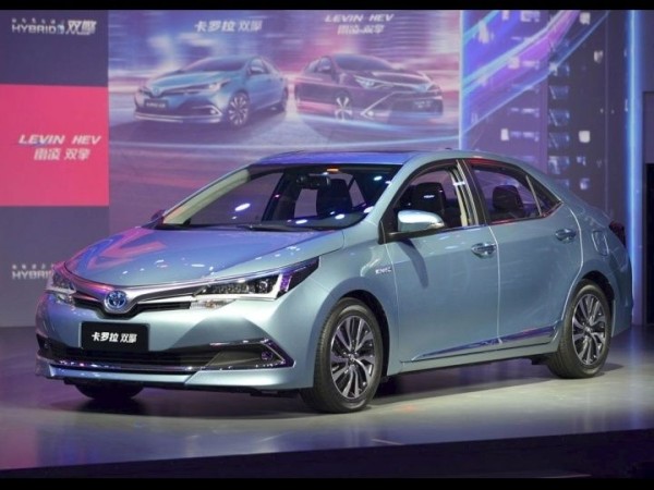 Toyota-Corolla-Hybrid