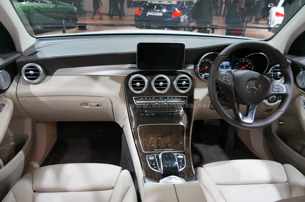 Mercedes-Benz GLC-CLASS SUV interior (1)