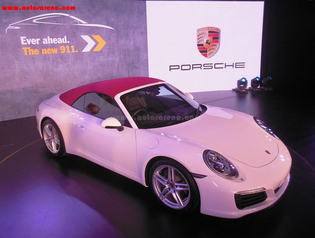 Porsche 911 Carrera Cabriolet  (2)