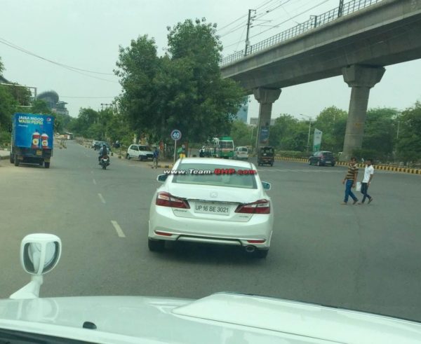 2016-Honda-Accord-spied-in-India