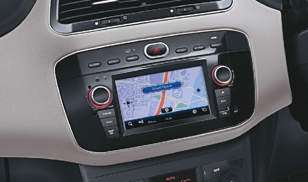 Fiat Linea 125 S touch screen