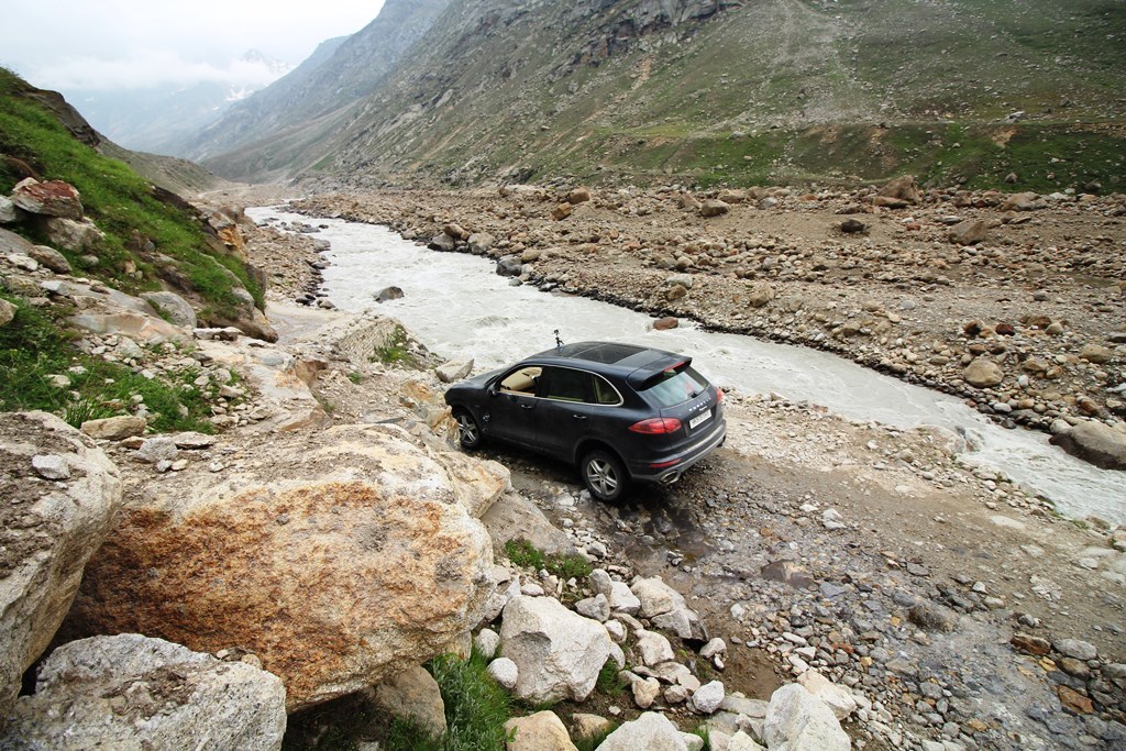 On tough terrain – by the river Chandra in Lahaul