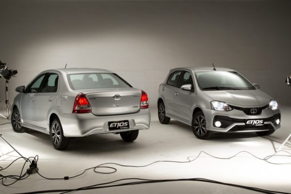 India-bound-Toyota-Etios-Platinum-facelift-sedan-and-hatchback-revealed-in-Brazil