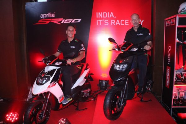 L-to-R-Lorenzo-Savadori-2015-World-Champion-of-Superstock-bike-racing-alongwith-Mr.-Stefano-Pelle-Managing-Director-and-CEO-–-PVPL-at-the-launch-of-SR-150-in-Mumbai