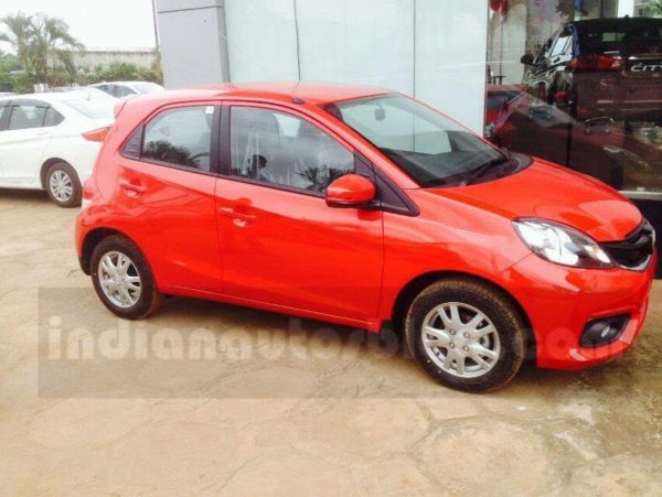 Honda Brio Facelift spotted at dealership side