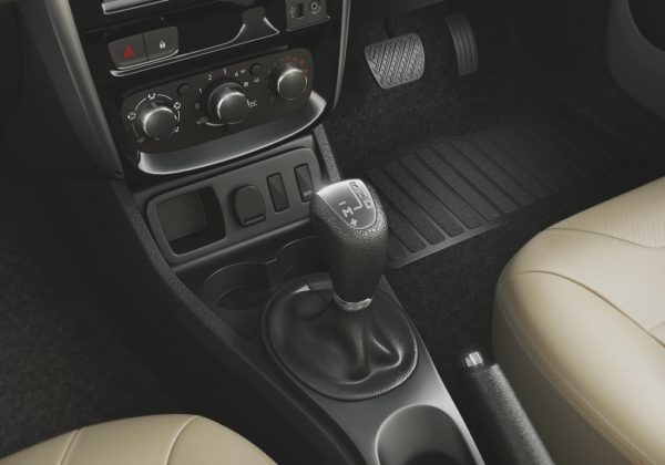 Nissan Terrano-Automatic gear-shft
