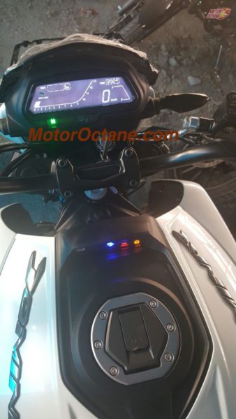 bajaj-dominar-400-motor-instrument-cluster