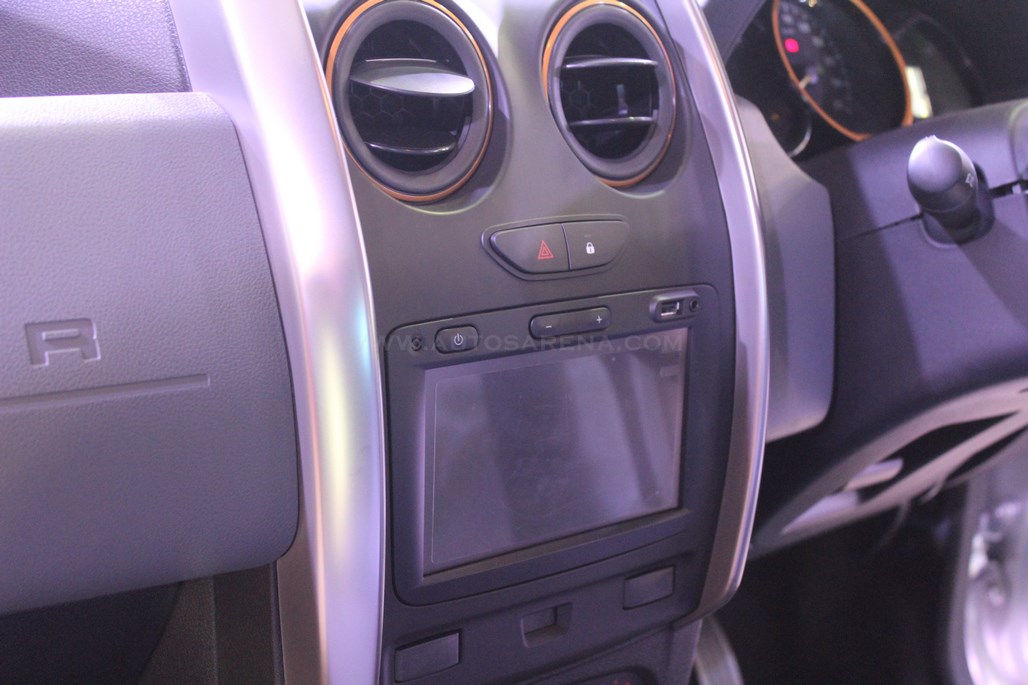 Renault Duster Adventure Edition Interior 8