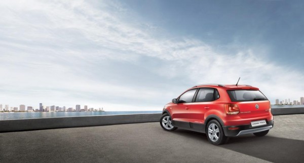 Cross Polo Exterior Rear