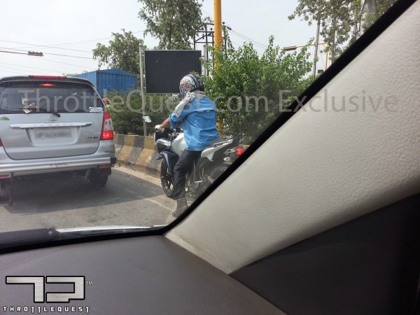 Yamaha-Fazer-FI-V2.0-spied-rear