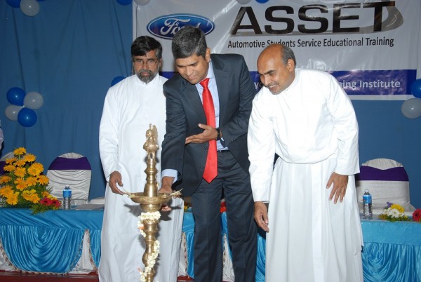 PK Umashankar, VP, Ford Customer Service Launching Asset Centre in Banga...