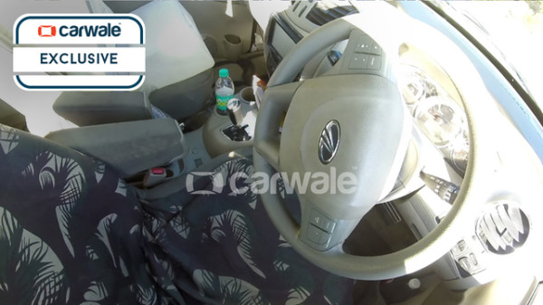 Mahindra Quanto Canto interior