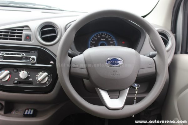 Datsun redi-Go review Steering wheel